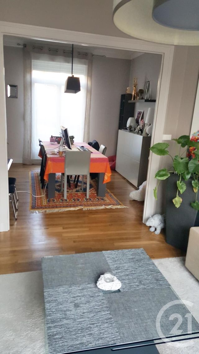 Afficher la photo en grand maison à vendre - 7 pièces - 150.56 m2 - LE MANS - 72 - PAYS-DE-LOIRE - Century 21 Agence Gambetta