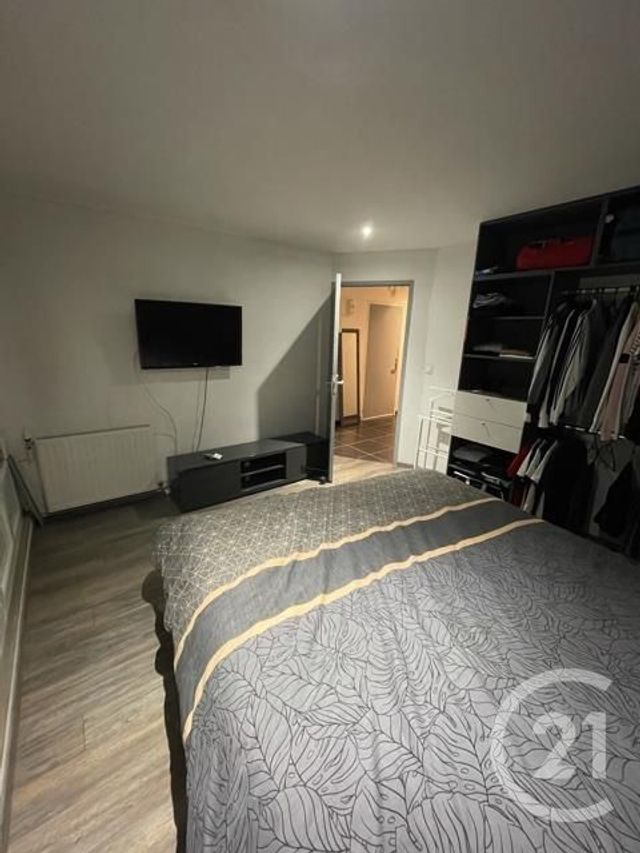 Appartement F3 à vendre - 3 pièces - 76.27 m2 - LE MANS - 72 - PAYS-DE-LOIRE - Century 21 Agence Gambetta Appartement F3 à vendre - 3 pièces - 76.27 m2 - LE MANS - 72 - PAYS-DE-LOIRE - Century 21 Agence Gambetta