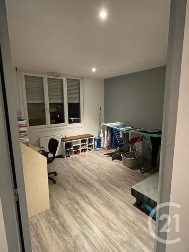 Appartement F3 à vendre - 3 pièces - 76.27 m2 - LE MANS - 72 - PAYS-DE-LOIRE - Century 21 Agence Gambetta Appartement F3 à vendre - 3 pièces - 76.27 m2 - LE MANS - 72 - PAYS-DE-LOIRE - Century 21 Agence Gambetta