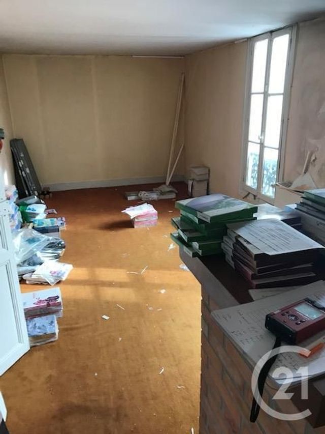 Afficher la photo en grand immeuble à vendre - 108.0 m2 - LE MANS - 72 - PAYS-DE-LOIRE - Century 21 Agence Gambetta