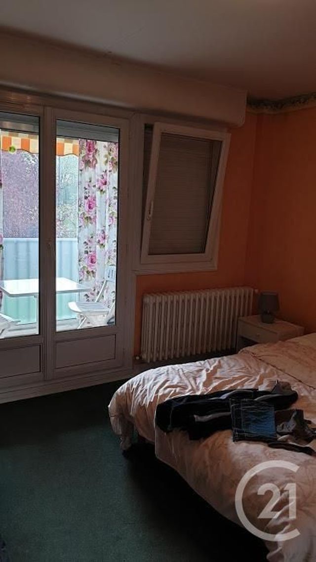 Afficher la photo en grand Appartement F3 à vendre - 3 pièces - 85.32 m2 - LE MANS - 72 - PAYS-DE-LOIRE - Century 21 Agence Gambetta