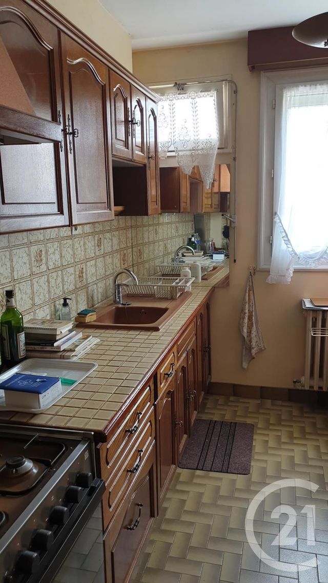 Afficher la photo en grand Appartement F3 à vendre - 3 pièces - 85.32 m2 - LE MANS - 72 - PAYS-DE-LOIRE - Century 21 Agence Gambetta