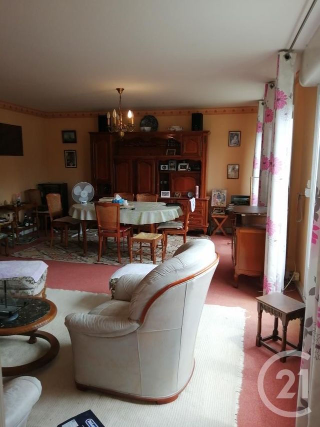 Afficher la photo en grand Appartement F3 à vendre - 3 pièces - 85.32 m2 - LE MANS - 72 - PAYS-DE-LOIRE - Century 21 Agence Gambetta