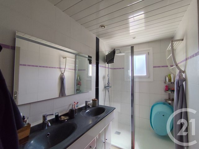 maison à vendre - 5 pièces - 92.0 m2 - ROEZE SUR SARTHE - 72 - PAYS-DE-LOIRE - Century 21 Agence Gambetta