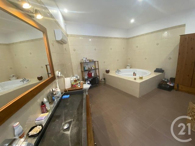 maison à vendre - 5 pièces - 244.0 m2 - TRANGE - 72 - PAYS-DE-LOIRE - Century 21 Agence Gambetta