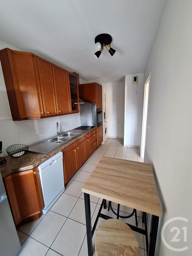 Afficher la photo en grand Appartement F3 à louer - 3 pièces - 66.88 m2 - LE MANS - 72 - PAYS-DE-LOIRE - Century 21 Agence Gambetta