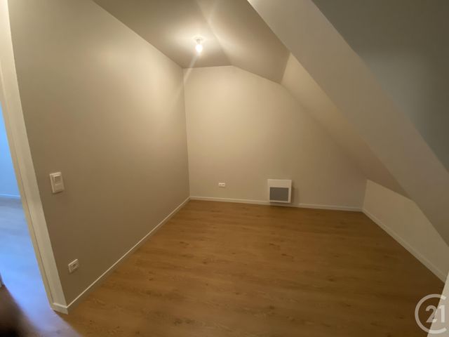 Appartement Duplex à louer - 4 pièces - 91.19 m2 - LE MANS - 72 - PAYS-DE-LOIRE - Century 21 Agence Gambetta