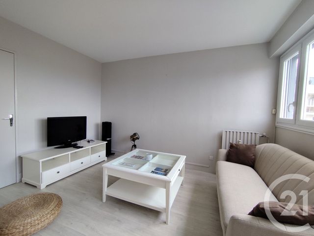 Appartement T4 à vendre - 4 pièces - 73.51 m2 - LE MANS - 72 - PAYS-DE-LOIRE - Century 21 Agence Gambetta