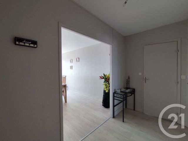 Appartement T4 à vendre - 4 pièces - 73.51 m2 - LE MANS - 72 - PAYS-DE-LOIRE - Century 21 Agence Gambetta