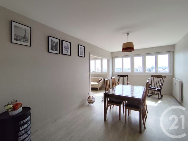 Appartement T4 à vendre - 4 pièces - 73.51 m2 - LE MANS - 72 - PAYS-DE-LOIRE - Century 21 Agence Gambetta