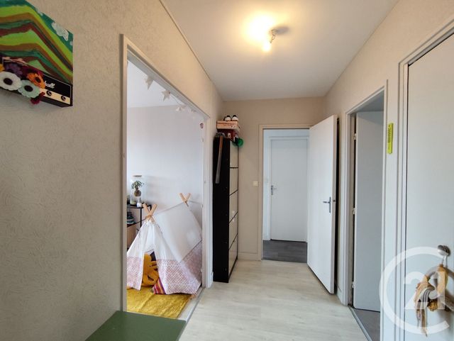 Appartement T4 à vendre - 4 pièces - 73.51 m2 - LE MANS - 72 - PAYS-DE-LOIRE - Century 21 Agence Gambetta