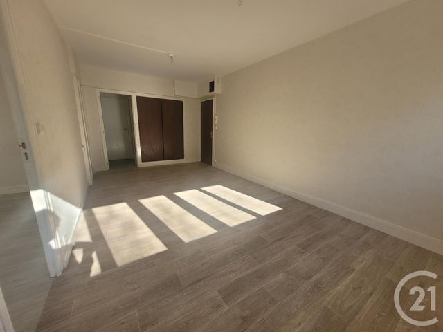 Appartement F3 à louer - 3 pièces - 54.73 m2 - LE MANS - 72 - PAYS-DE-LOIRE - Century 21 Agence Gambetta