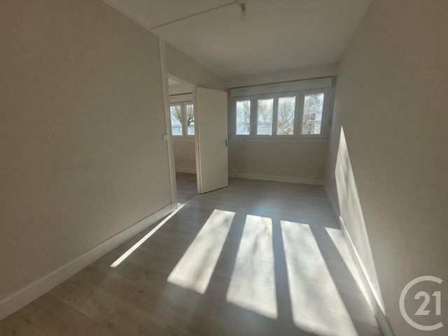 Appartement F3 à louer - 3 pièces - 54.73 m2 - LE MANS - 72 - PAYS-DE-LOIRE - Century 21 Agence Gambetta