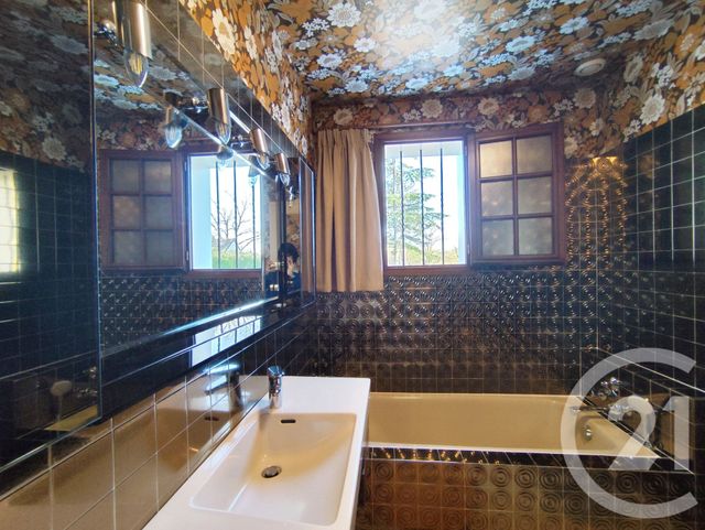 maison à vendre - 9 pièces - 203.25 m2 - ARNAGE - 72 - PAYS-DE-LOIRE - Century 21 Agence Gambetta