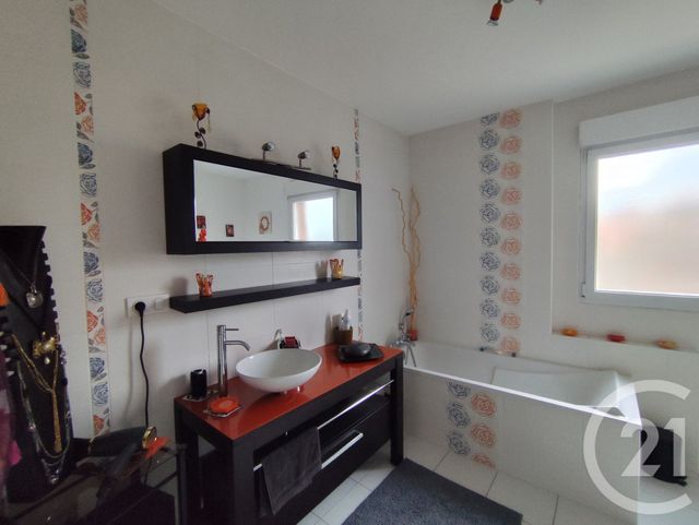 maison à vendre - 4 pièces - 109.0 m2 - COULAINES - 72 - PAYS-DE-LOIRE - Century 21 Agence Gambetta