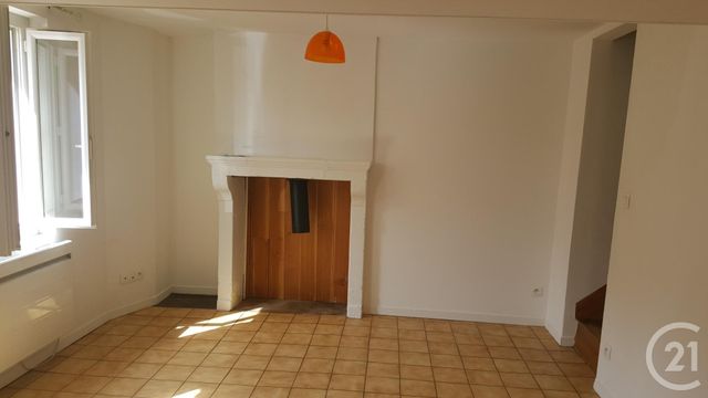 maison à louer - 3 pièces - 49.82 m2 - ST JEAN D ASSE - 72 - PAYS-DE-LOIRE - Century 21 Agence Gambetta