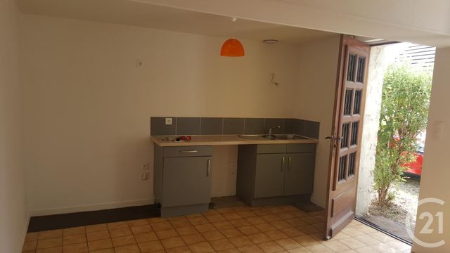 maison à louer - 3 pièces - 49.82 m2 - ST JEAN D ASSE - 72 - PAYS-DE-LOIRE - Century 21 Agence Gambetta