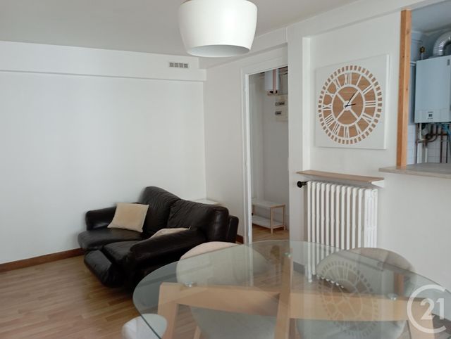Appartement F3 à louer - 3 pièces - 56.28 m2 - LE MANS - 72 - PAYS-DE-LOIRE - Century 21 Agence Gambetta