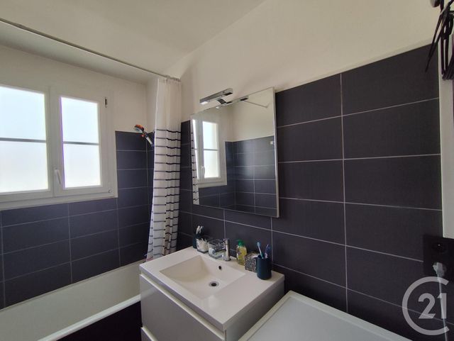 Appartement T5 à vendre - 5 pièces - 88.64 m2 - LE MANS - 72 - PAYS-DE-LOIRE - Century 21 Agence Gambetta