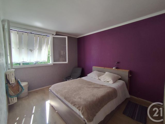 Appartement T5 à louer - 5 pièces - 87.87 m2 - ALLONNES - 72 - PAYS-DE-LOIRE - Century 21 Agence Gambetta