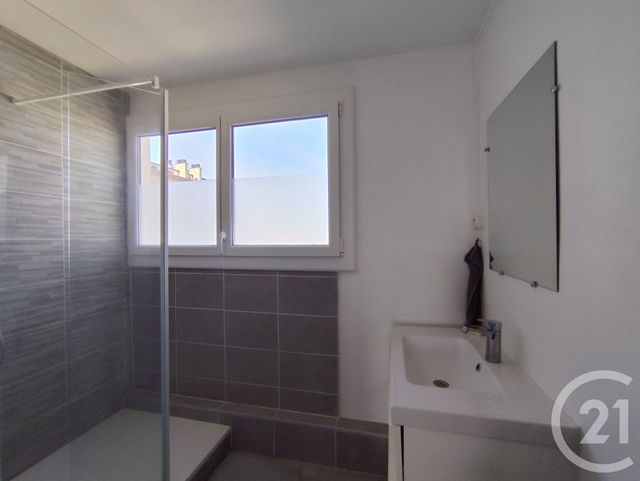 Appartement T4 à vendre - 4 pièces - 62.28 m2 - LE MANS - 72 - PAYS-DE-LOIRE - Century 21 Agence Gambetta