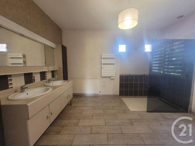maison à vendre - 6 pièces - 266.2 m2 - RUAUDIN - 72 - PAYS-DE-LOIRE - Century 21 Agence Gambetta